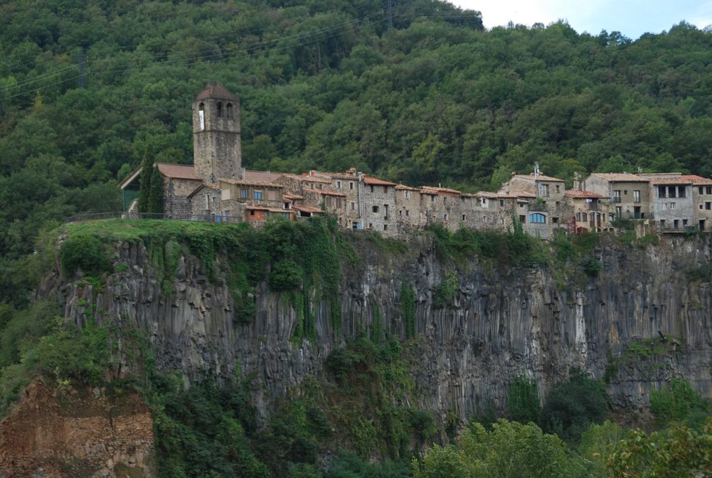  Beautiful Towns to Visit in Spain