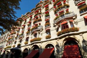 luxurious hotels in Paris