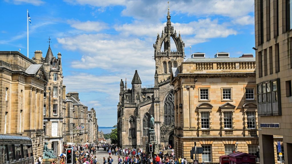 beautiful cities to visit in the UK.